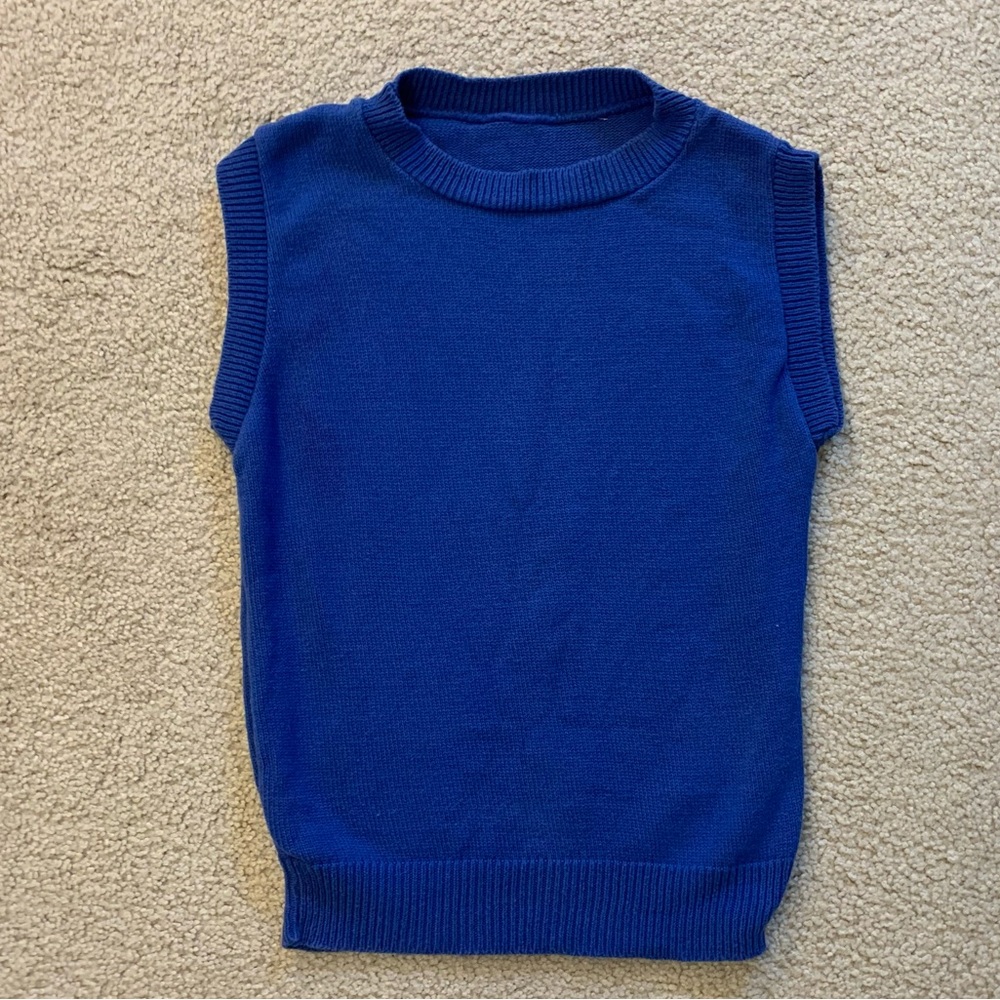 Vintage 1980s Blue sleeveless sweater vest.